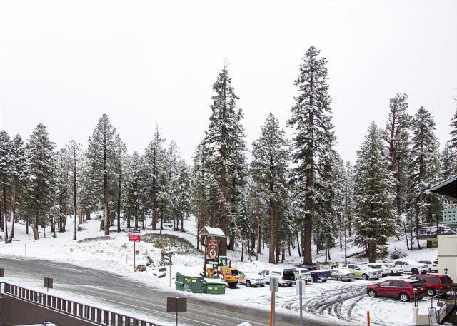 Austria Hof Lodge Mammoth Lakes Exterior photo